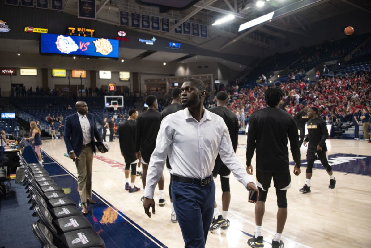 Bell served two seasons as a graduate assistant at GU and was recently the program's coordinator of basketball administration.